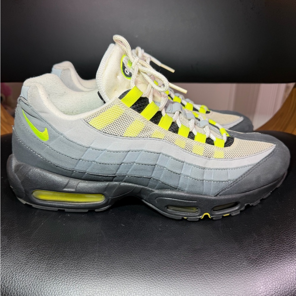 Size 12 - Nike Air Max 95 OG 2020 "Neon" CT1689 001 OMGcondition Rare